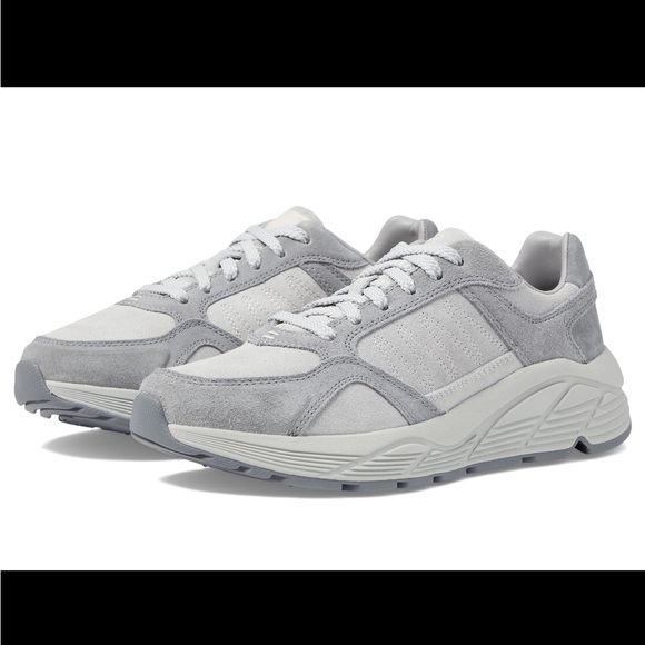 NIB Label Sneakers Light Gray Leather Suede - Picture 1 of 11